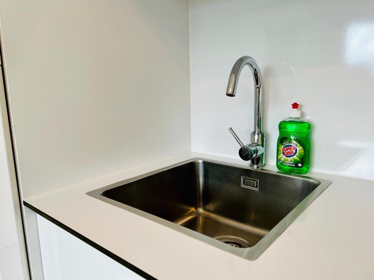 Modern - Free Parking - Balcony Apartment Viena Exterior foto